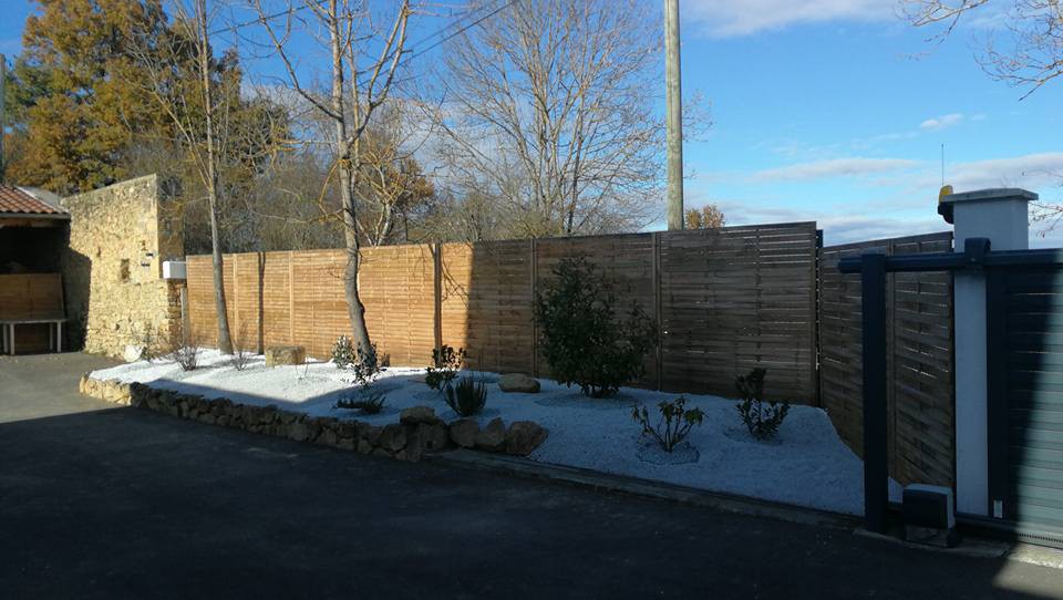 ﻿Jardinier pour un contrat d'entretien de jardin près de Tarbes